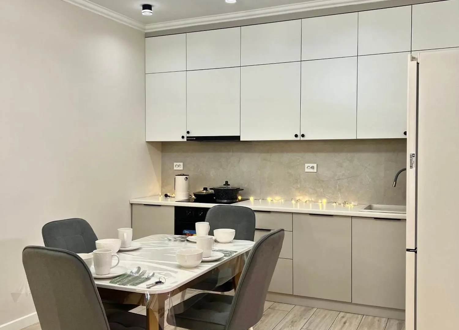 Apartment 2 Комнатная Квартира Жк Грин Сити Almaty